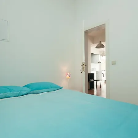 Shortstayflat Lisbon Terrace - Graca Apartmán *