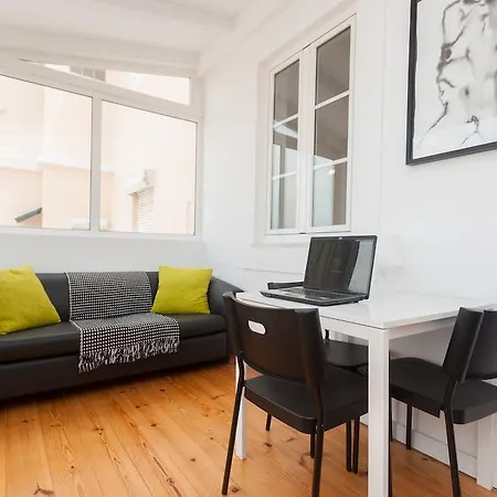 Shortstayflat Lisbon Terrace - Graca Apartment